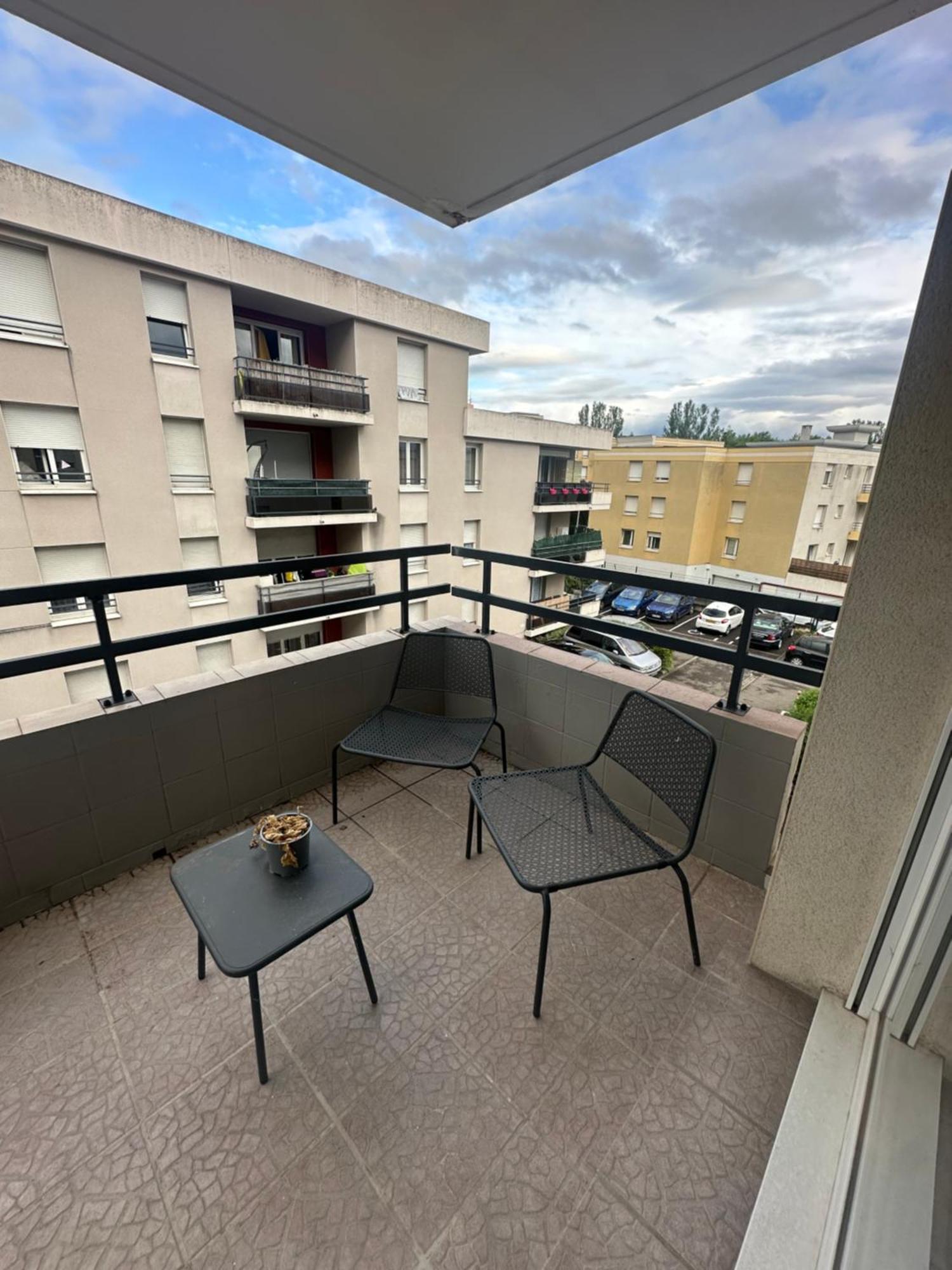 Ferienwohnung Tres Beau Trois Pieces Avec Vue Degagee Straßburg Exterior foto