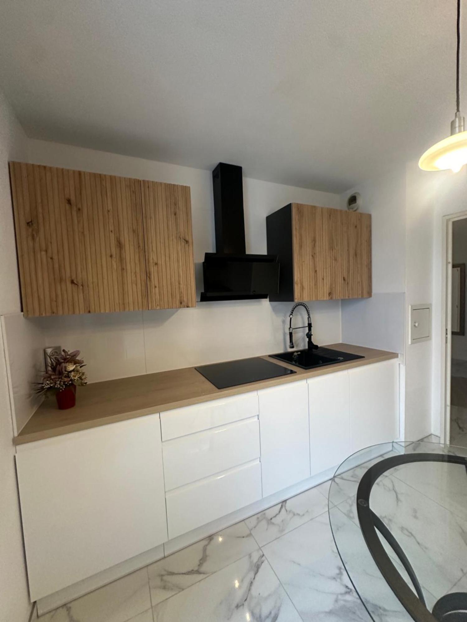 Ferienwohnung Tres Beau Trois Pieces Avec Vue Degagee Straßburg Exterior foto