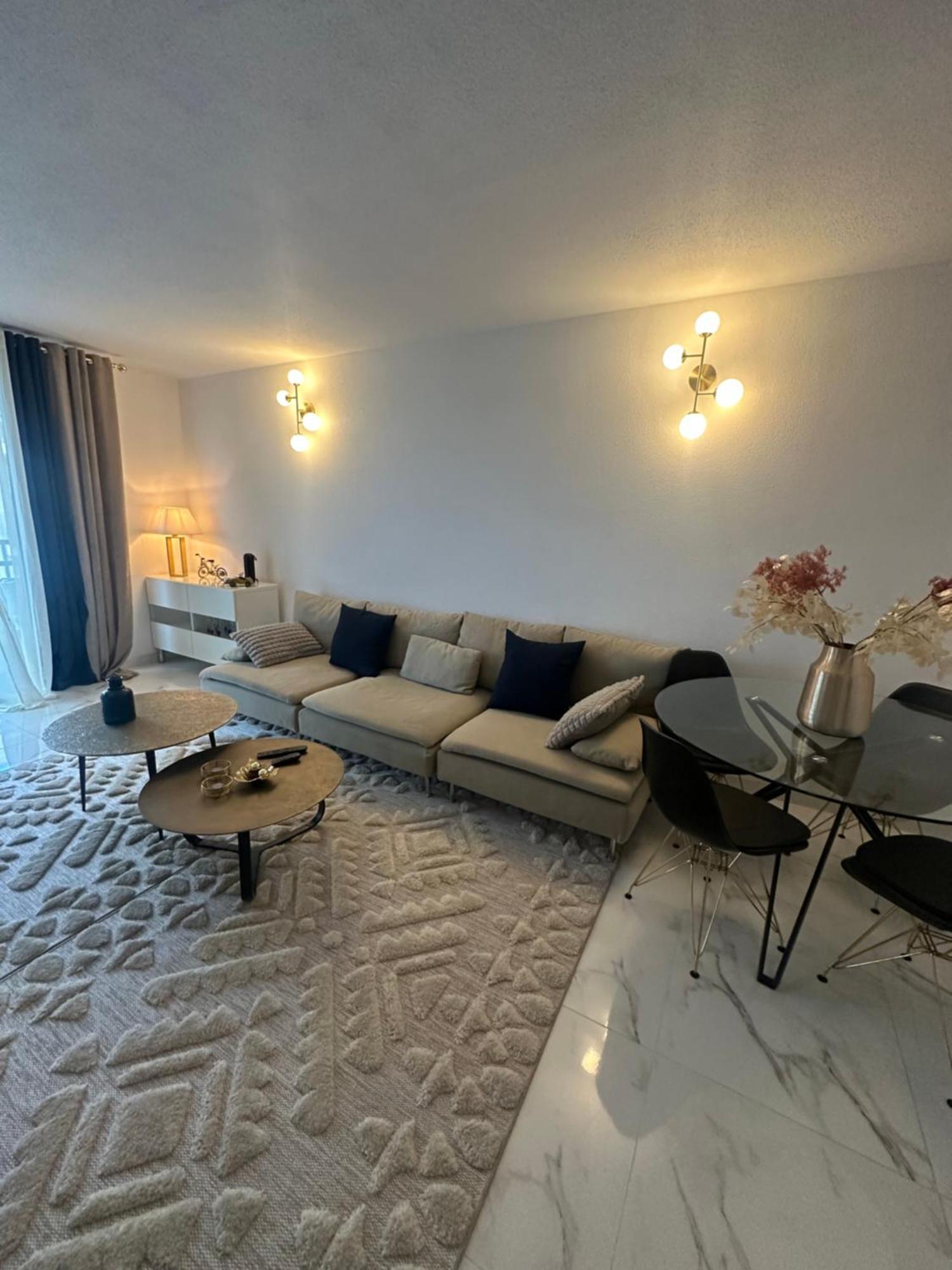 Ferienwohnung Tres Beau Trois Pieces Avec Vue Degagee Straßburg Exterior foto