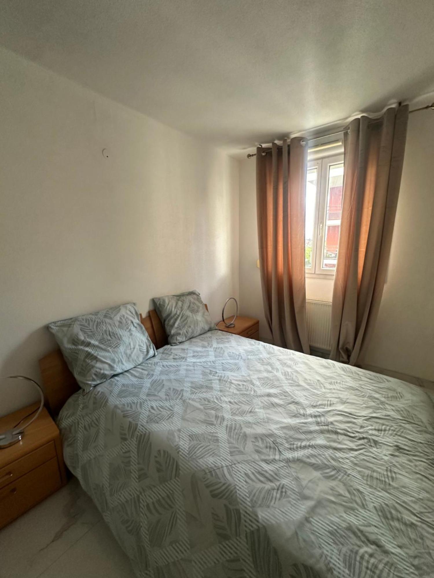 Ferienwohnung Tres Beau Trois Pieces Avec Vue Degagee Straßburg Exterior foto